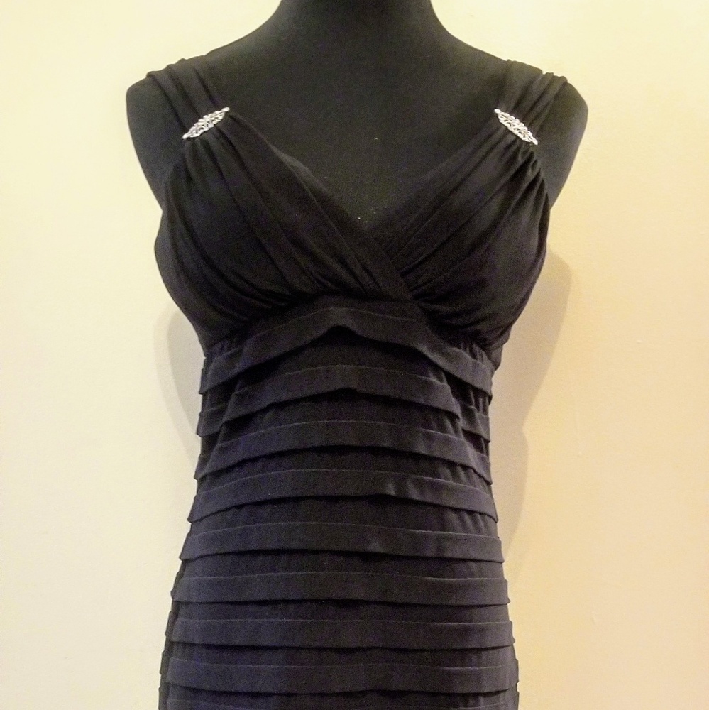 Christmas Black Dress Size 8 NWT